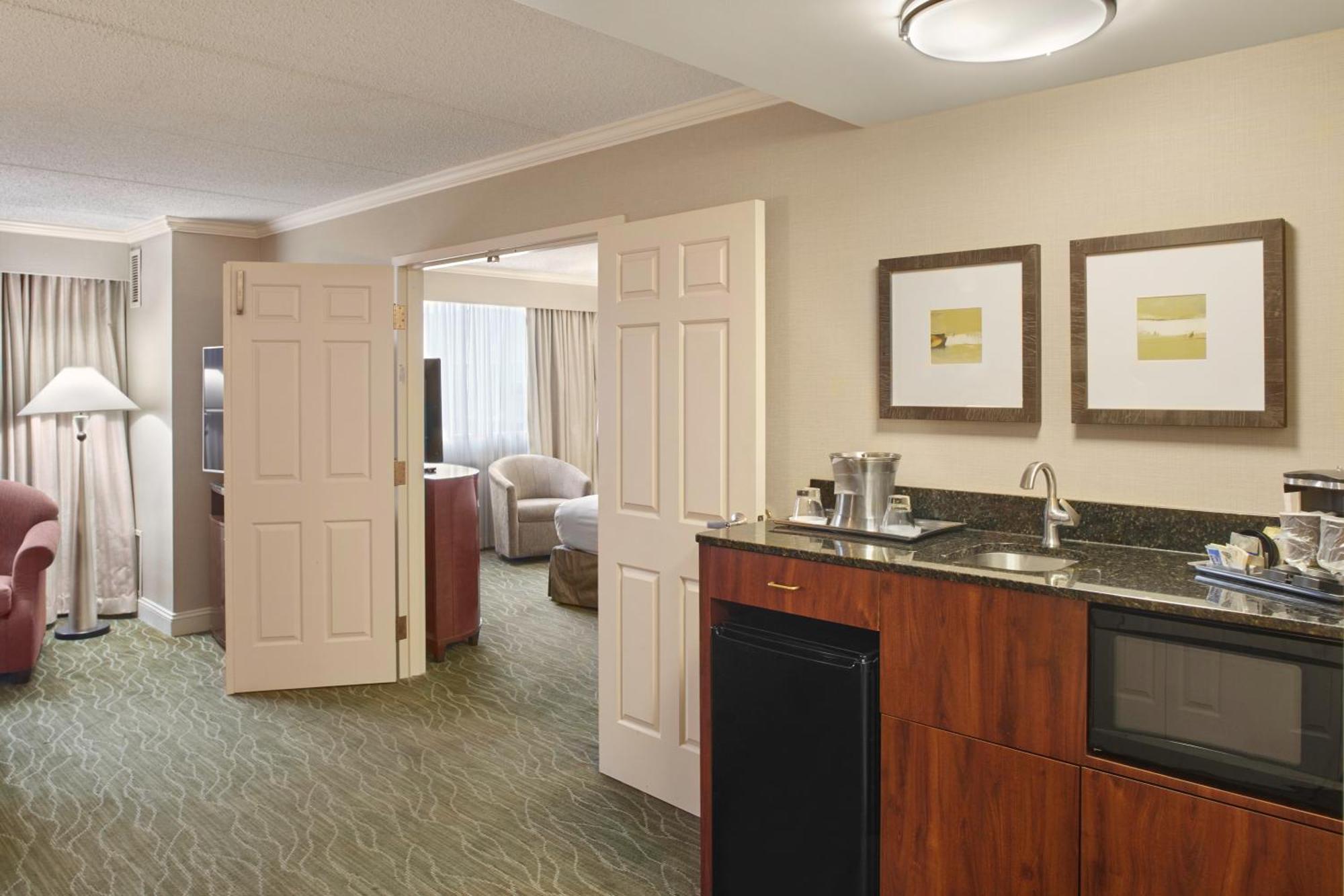 Doubletree By Hilton Akron Fairlawn Ngoại thất bức ảnh