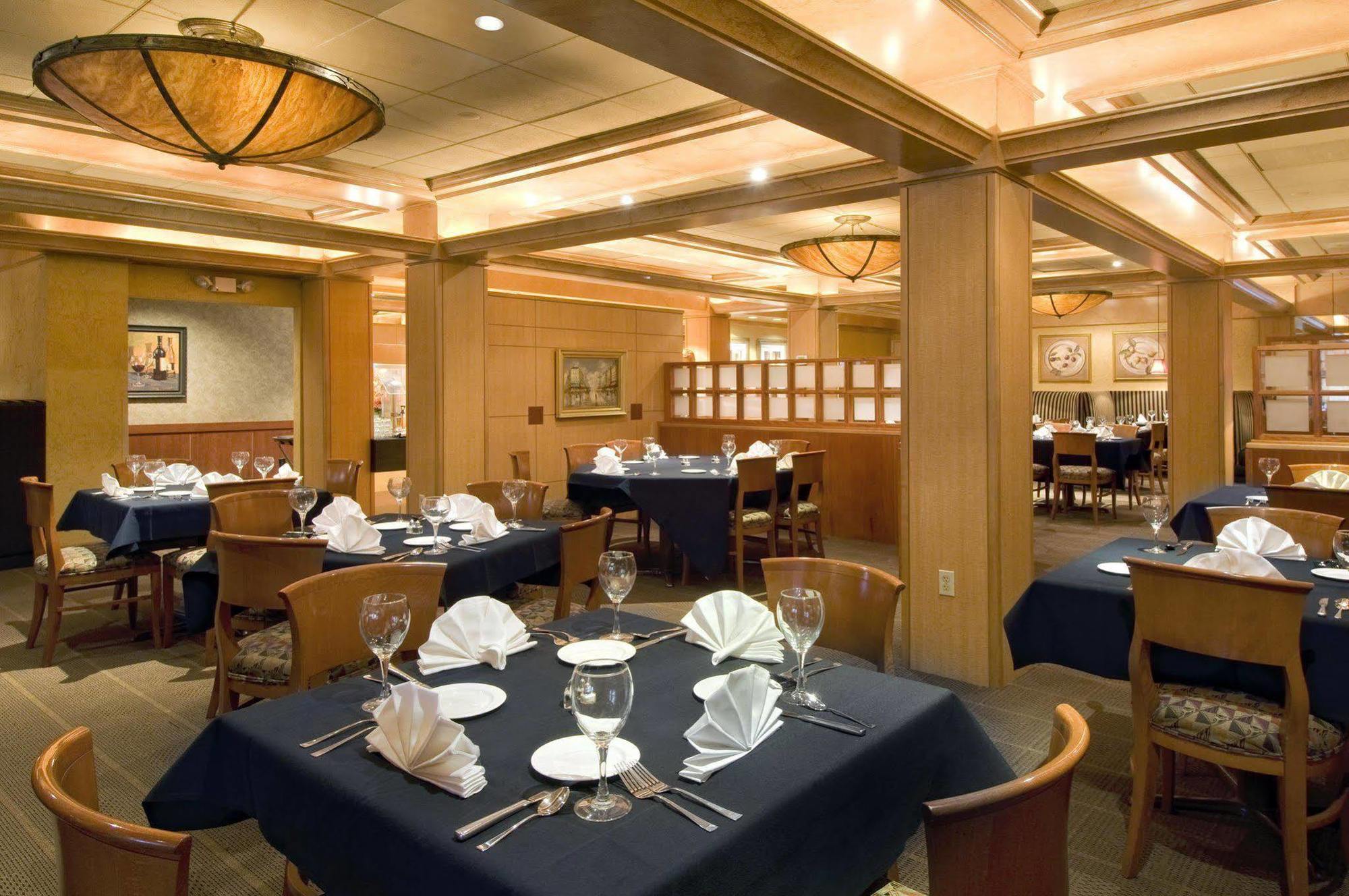 Doubletree By Hilton Akron Fairlawn Nhà hàng bức ảnh